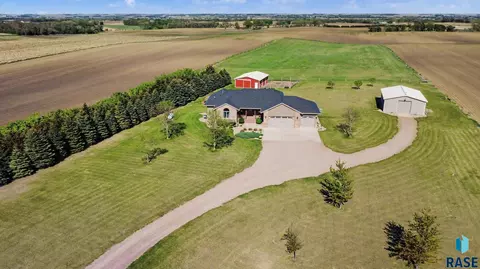 25558 472nd Ave, Renner, SD 57055