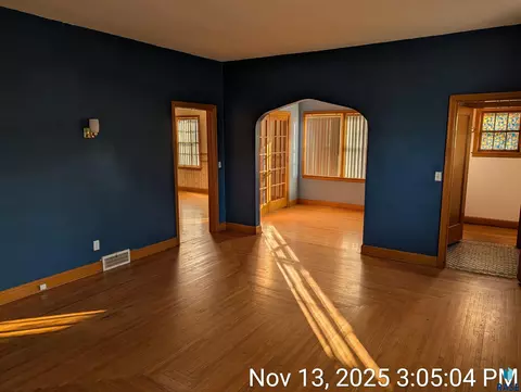 Living - 203 E 6th Ave, Sisseton, SD 57262 photo 4 of 5