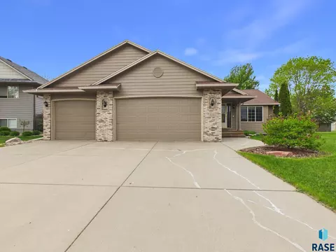 4701 E 42nd St, Sioux Falls, SD 57110