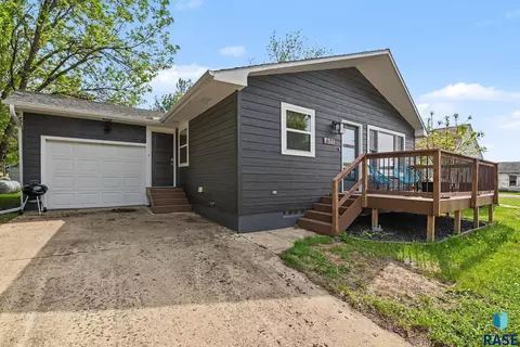 Other - 611 E 3rd St, Bridgewater, SD 57319 photo 4 of 6