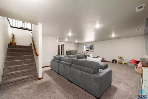 9012 W 23rd St, Sioux Falls, SD 57106 photo 11