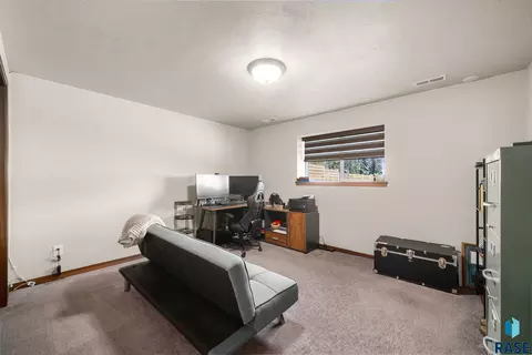 9012 W 23rd St, Sioux Falls, SD 57106 photo 13