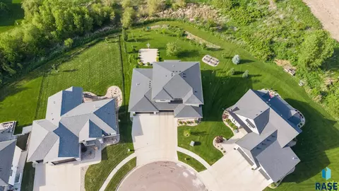 View/Area - 7308 E Gray Eagle Cir, Sioux Falls, SD 57110 photo 1 of 6
