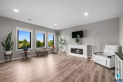 Living - 7308 E Gray Eagle Cir, Sioux Falls, SD 57110 photo 3 of 6
