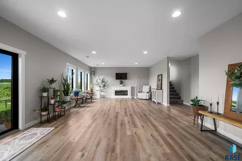 Living - 7308 E Gray Eagle Cir, Sioux Falls, SD 57110 photo 4 of 6