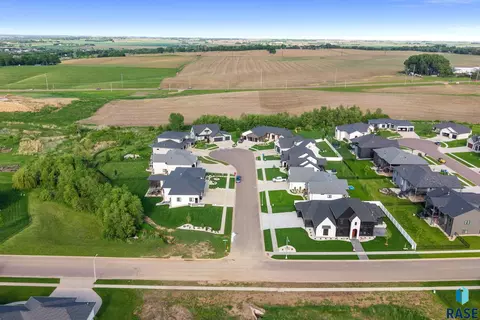 View/Area - 7308 E Gray Eagle Cir, Sioux Falls, SD 57110 photo 5 of 6