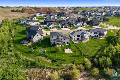View/Area - 7308 E Gray Eagle Cir, Sioux Falls, SD 57110 photo 4 of 6