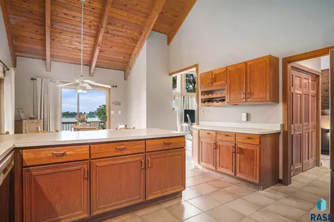 Kitchen - 3452 Dakota Trl, Gary, SD 57237 photo 3 of 4