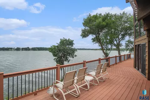 Exterior - 3452 Dakota Trl, Gary, SD 57237 photo 9 of 11