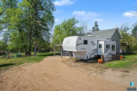 23886 454th Ave, Madison, SD 57042 photo 9