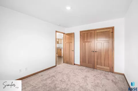 7246 E Waters Edge Pl, Sioux Falls, SD 57110 photo 8