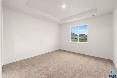 Bedroom - 7240 E Waters Edge Pl, Sioux Falls, SD 57110 photo 4 of 5