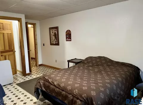 Bedroom - 705 E Farmer Ave, Howard, SD 57349 photo 4 of 5