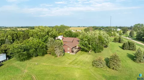 View/Area - 705 E Farmer Ave, Howard, SD 57349 photo 13 of 14