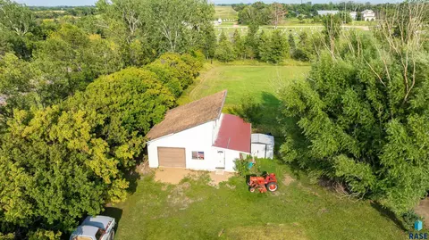 Other - 705 E Farmer Ave, Howard, SD 57349 photo 2 of 16