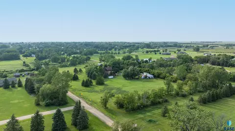 View/Area - 705 E Farmer Ave, Howard, SD 57349 photo 7 of 14