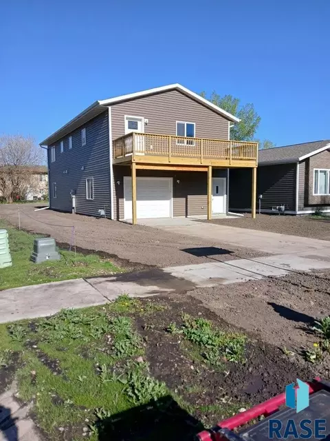 Other - 305 N Willow Ave, Sioux Falls, SD 57104 photo 5 of 9