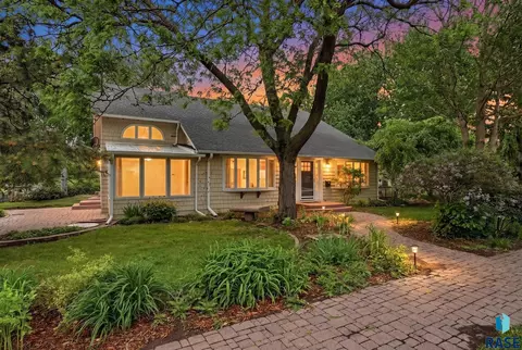 2115 S 4th Ave, Sioux Falls, SD 57105