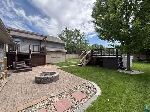 Exterior - 905 E Ryan Dr, Tea, SD 57064 photo 3 of 4