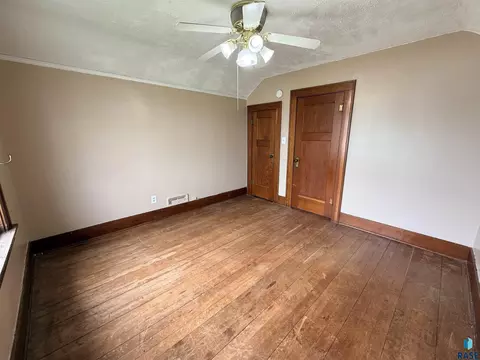Bedroom - 208 W Turk St, Oldham, SD 57051 photo 6 of 9