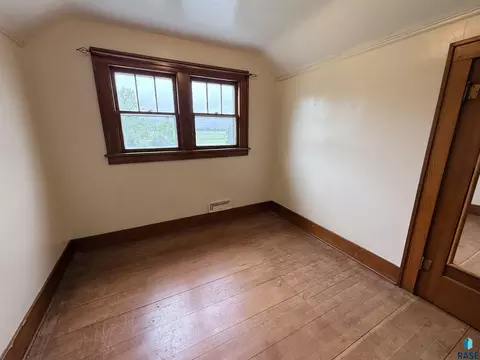 Bedroom - 208 W Turk St, Oldham, SD 57051 photo 8 of 9