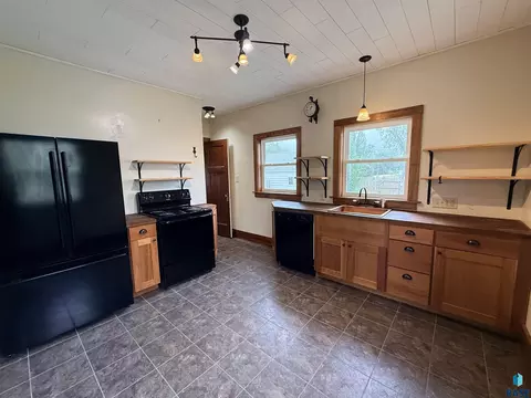 Kitchen - 208 W Turk St, Oldham, SD 57051 photo 4 of 5