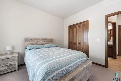 Bedroom - 8167 E Tencate Pl, Sioux Falls, SD 57110 photo 4 of 4