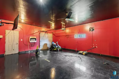 Other - 900 E 64th St, Sioux Falls, SD 57108 photo 6 of 7