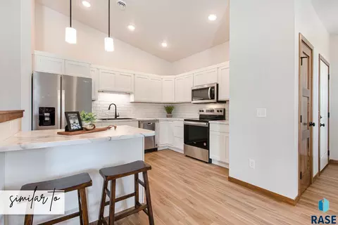 Kitchen - 8000 E Tencate Pl, Sioux Falls, SD 57110 photo 1 of 1