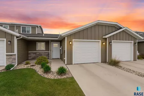 9005 W Gert St, Sioux Falls, SD 57106