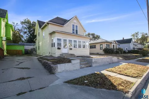 310 S 308 S Walts Ave, Sioux Falls, SD 57104