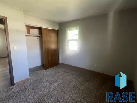 Bedroom - 3100 E 17th St, Sioux Falls, SD 57103 photo 1 of 2