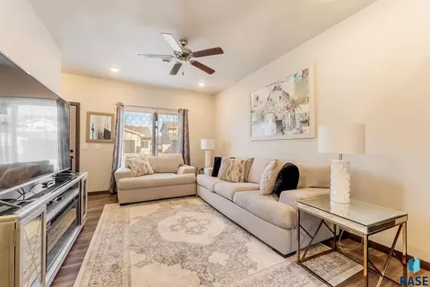 3509 E Siasconset Pl, Sioux Falls, SD 57108