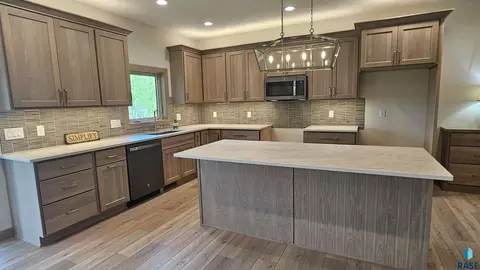 Kitchen - 2610 E Whisper Trl, Sioux Falls, SD 57108 photo 1 of 1