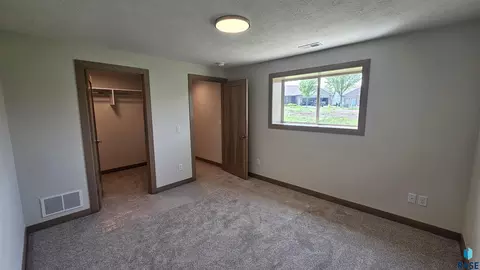 Bedroom - 2610 E Whisper Trl, Sioux Falls, SD 57108 photo 3 of 3