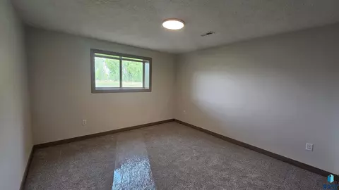 Bedroom - 2610 E Whisper Trl, Sioux Falls, SD 57108 photo 2 of 3