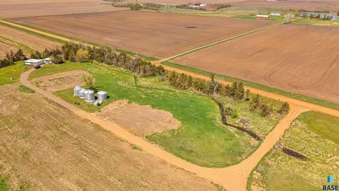 48239 279th St, Canton, SD 57013 photo 13