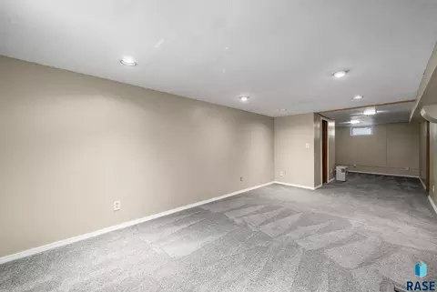 Other - 1605 E 32nd St, Sioux Falls, SD 57105 photo 5 of 7