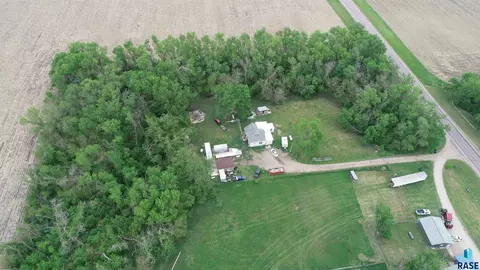 30019 471 St, Beresford, SD 57004