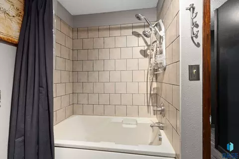 Bath - 300 W Maple St, Tea, SD 57064 photo 1 of 7