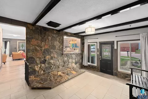 Entry Way - 300 W Maple St, Tea, SD 57064 photo 1 of 2
