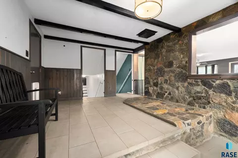 Entry Way - 300 W Maple St, Tea, SD 57064 photo 2 of 2