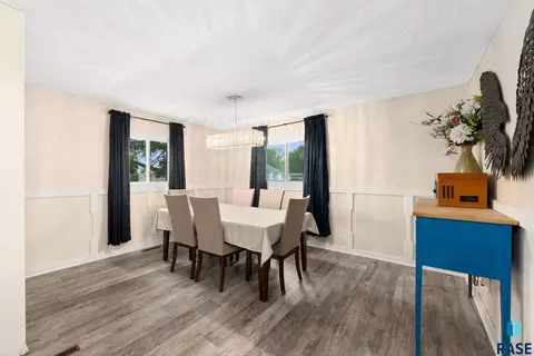 Dining - 300 W Maple St, Tea, SD 57064 photo 2 of 2