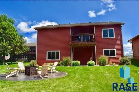 Exterior - 435 N Jenny Ave, Tea, SD 57064 photo 3 of 5
