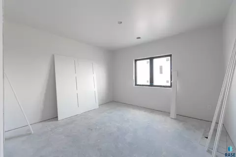 Bedroom - 6505 E Fieldview St, Sioux Falls, SD 57110 photo 2 of 5