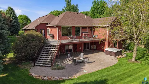 Exterior - 6811 E Split Rock Cir, Sioux Falls, SD 57110 photo 3 of 3