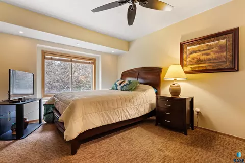Bedroom - 6811 E Split Rock Cir, Sioux Falls, SD 57110 photo 5 of 5