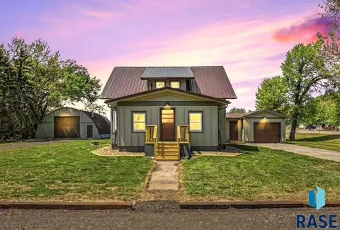 23301 448th Ave, Madison, SD 57042