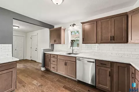 Kitchen - 23301 448th Ave, Madison, SD 57042 photo 3 of 3