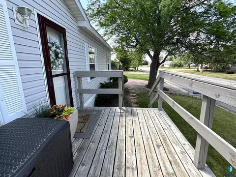 120 W 4th Ave, Miller, SD 57362 photo 32